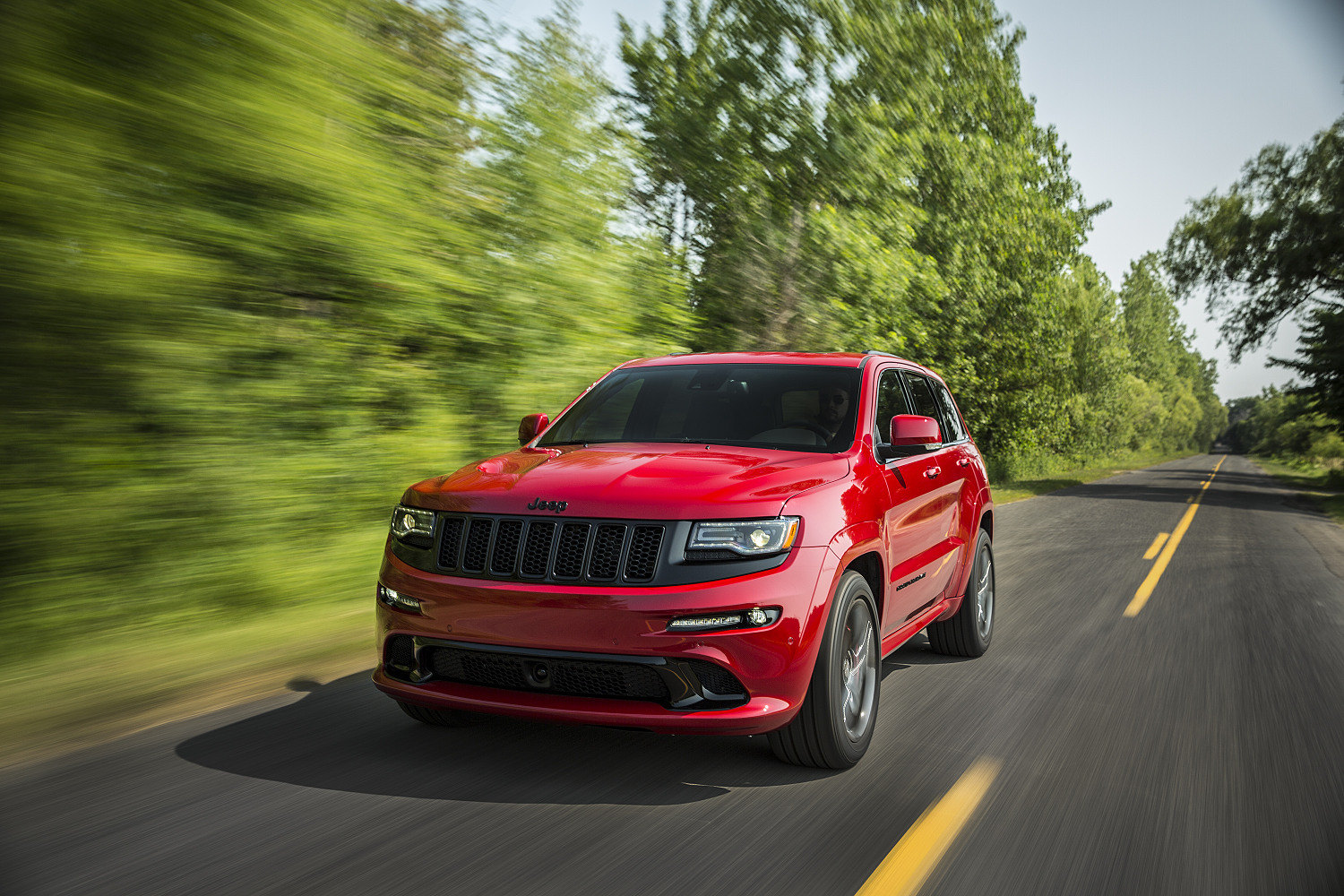 Comparison Jeep Grand Cherokee SRT 2015 vs Jeep Grand Cherokee